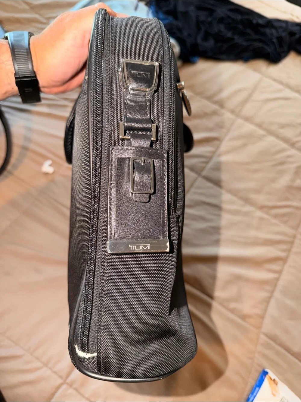 Tumi Arrive Black Men's Laptop Briefcase with Front Zipper Pockets